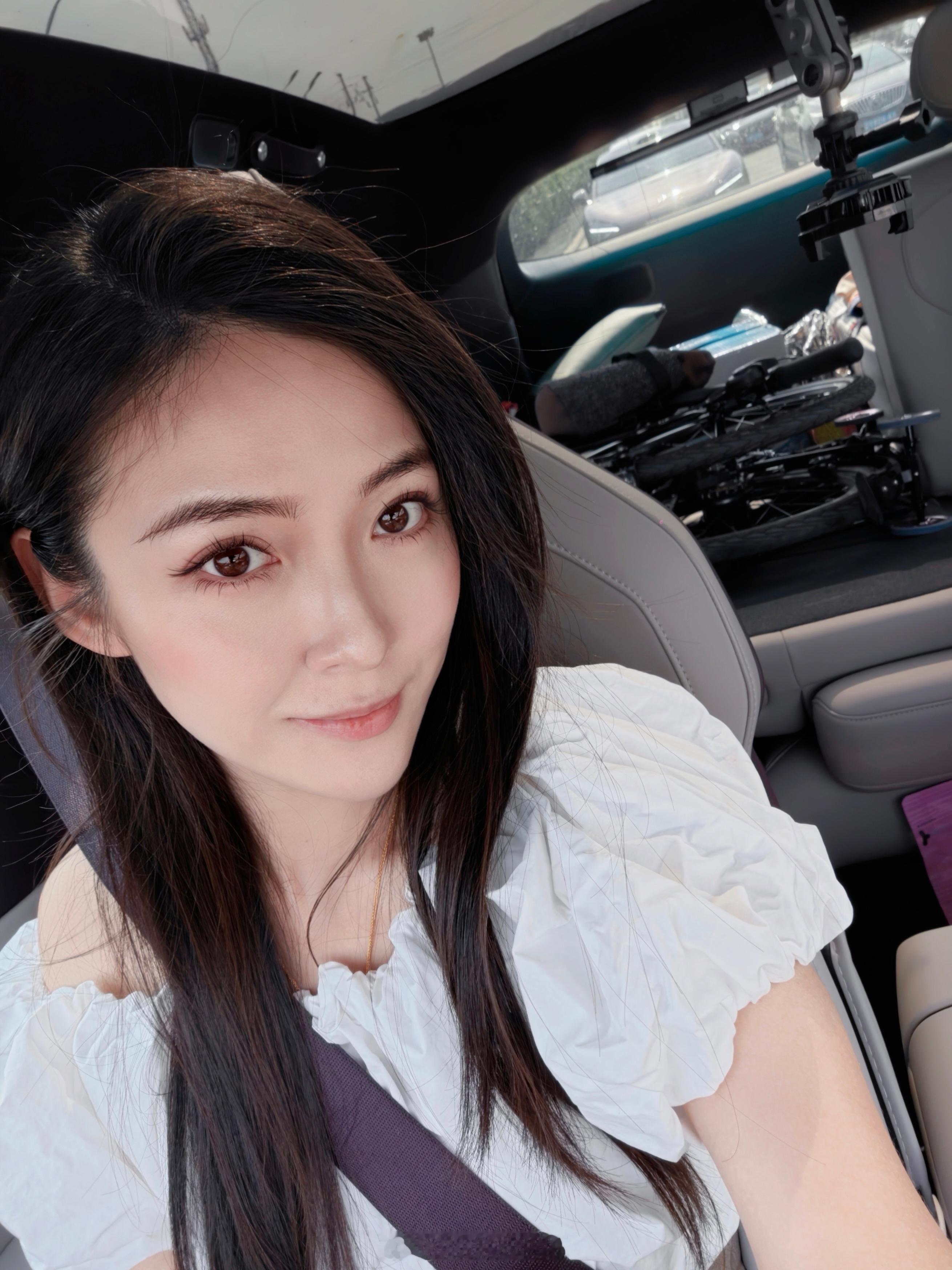 你们能理解开一台很“吵”的车是什么体验吗？我的后备箱随车携带我的折叠车，每次一颠