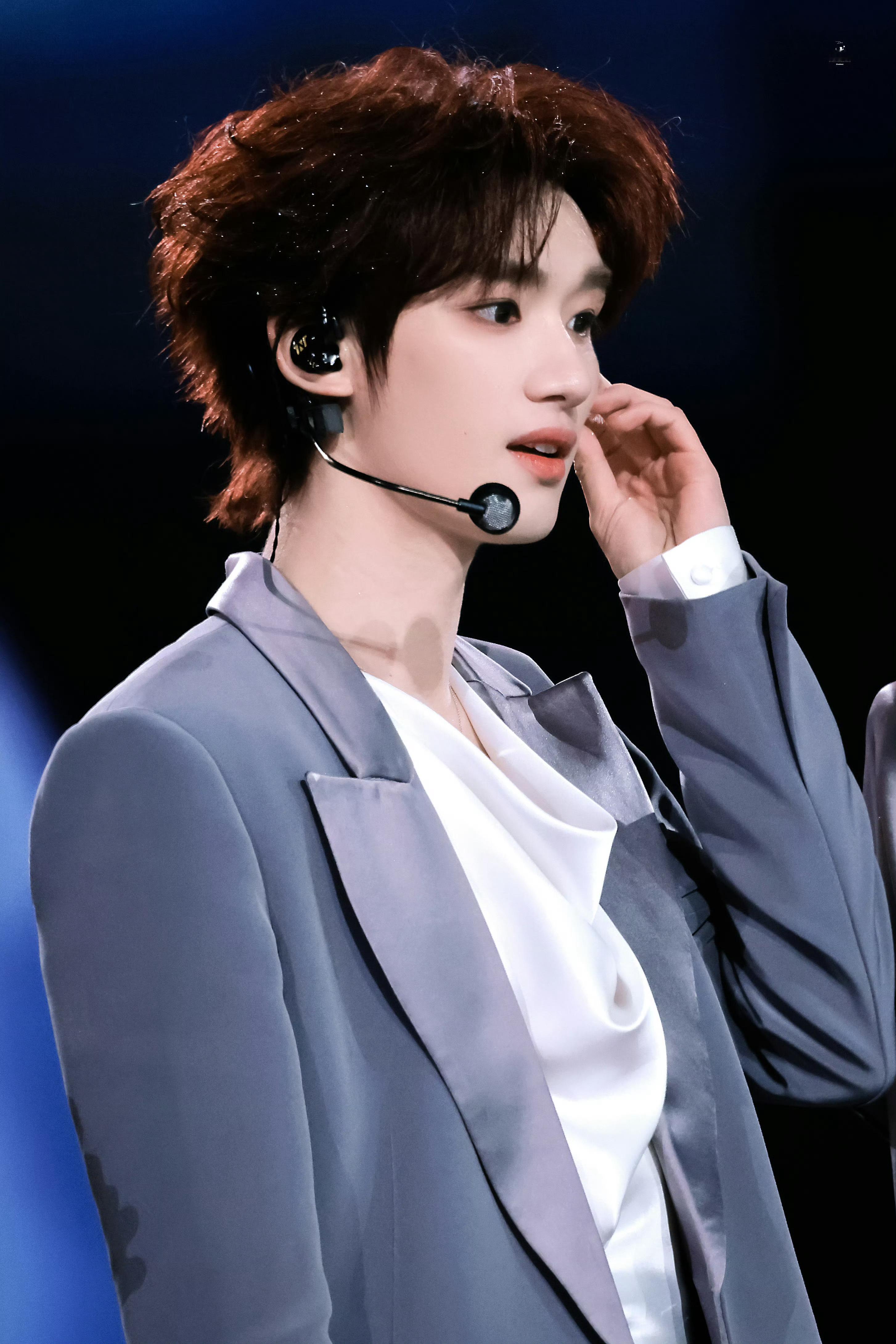 介个丁程鑫是红发小王子 