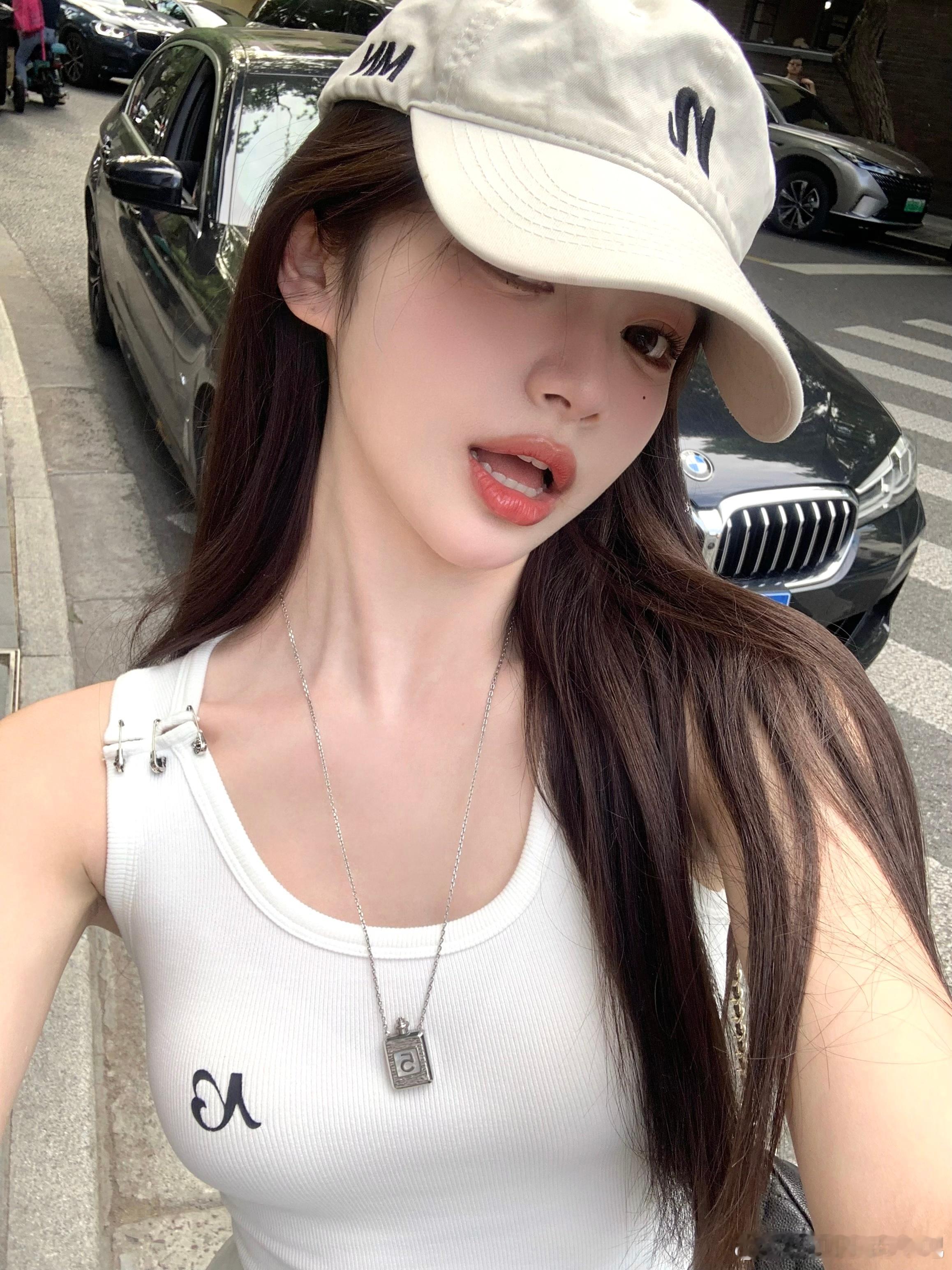 🐮逼 昨天才拍完的我 今天一睁眼弄到现在已经把🔗出完了。醒来可以去加购咯 今