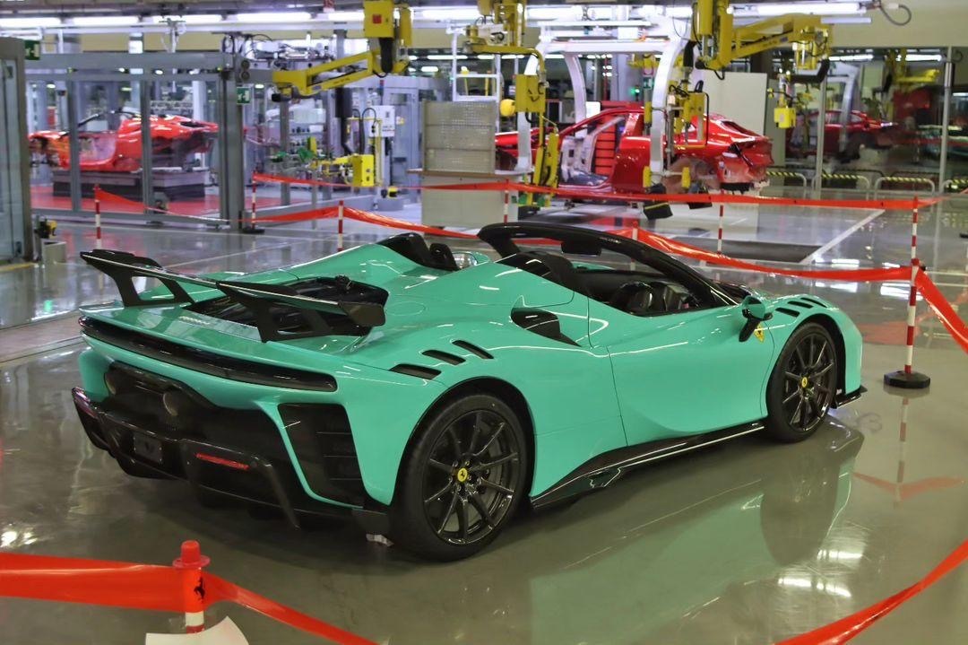 1. SF90XX Spider > Blue Tiffany2. SF90 S