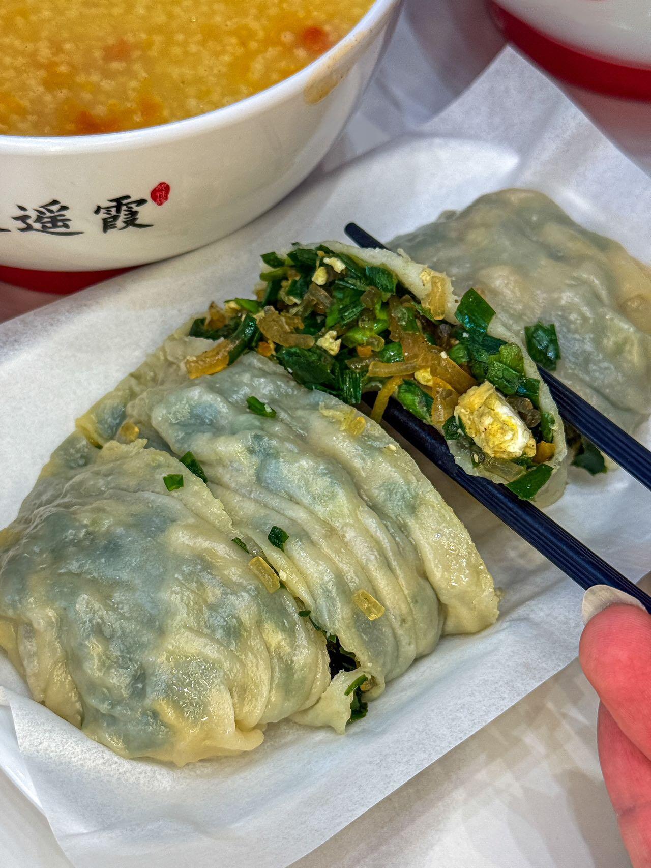 文化中国行守护非遗之根宋代流传的胡辣汤居然是时令药膳 探秘非遗美食，解锁胡辣汤不