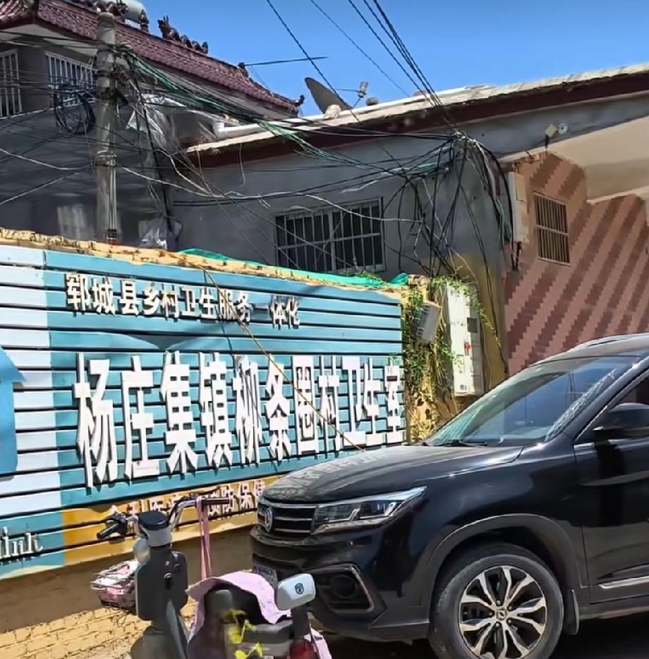 郓城县杨庄集镇柳条圈
据《刘氏族谱》载：始祖伯英于元末明初从江苏沛县聂庄辅逃荒至