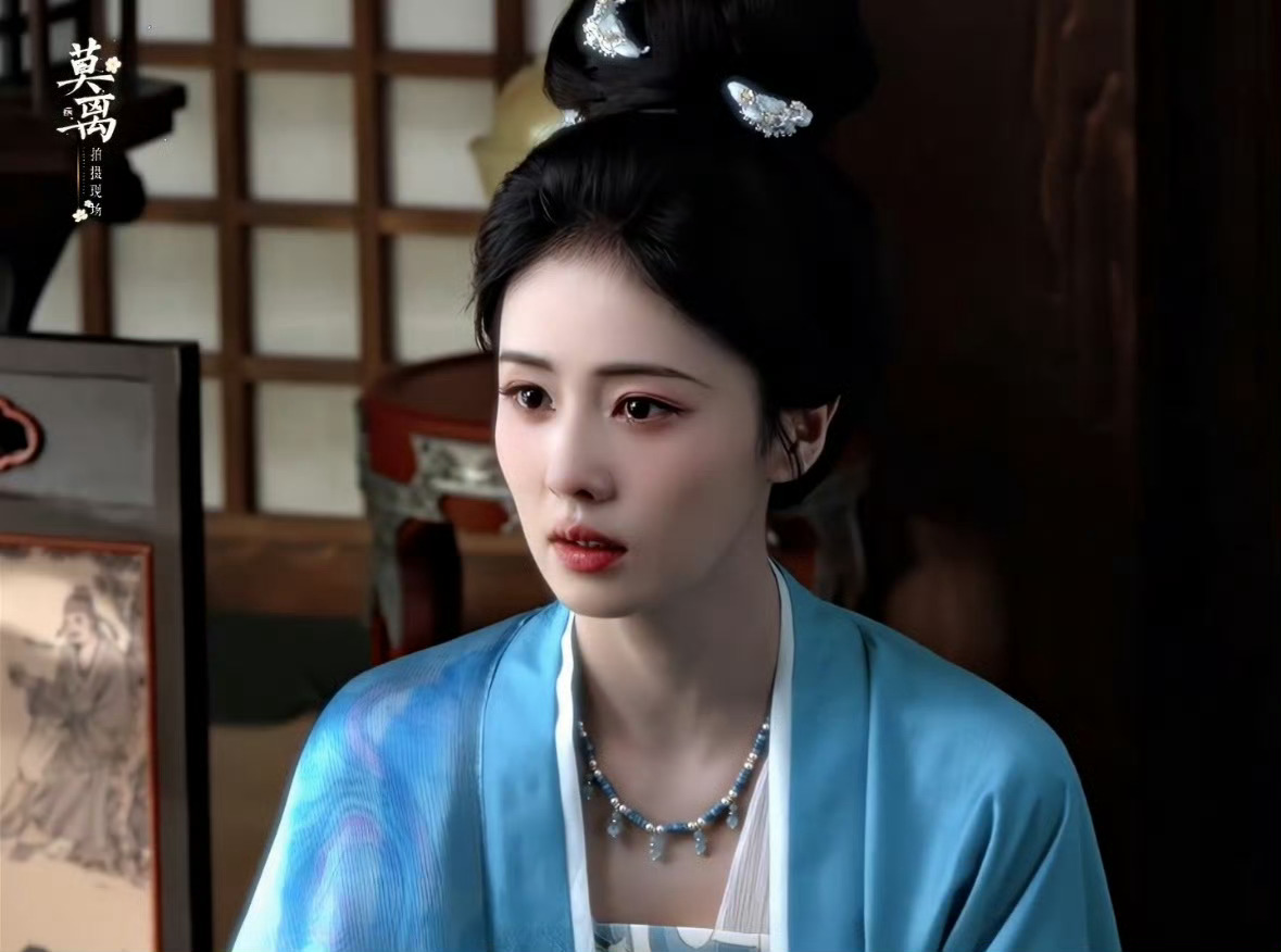叶璃很稀有的一款女主  温柔是保护色，坚韧是真本性，叶璃智勇双全、爱恨坦荡。多重