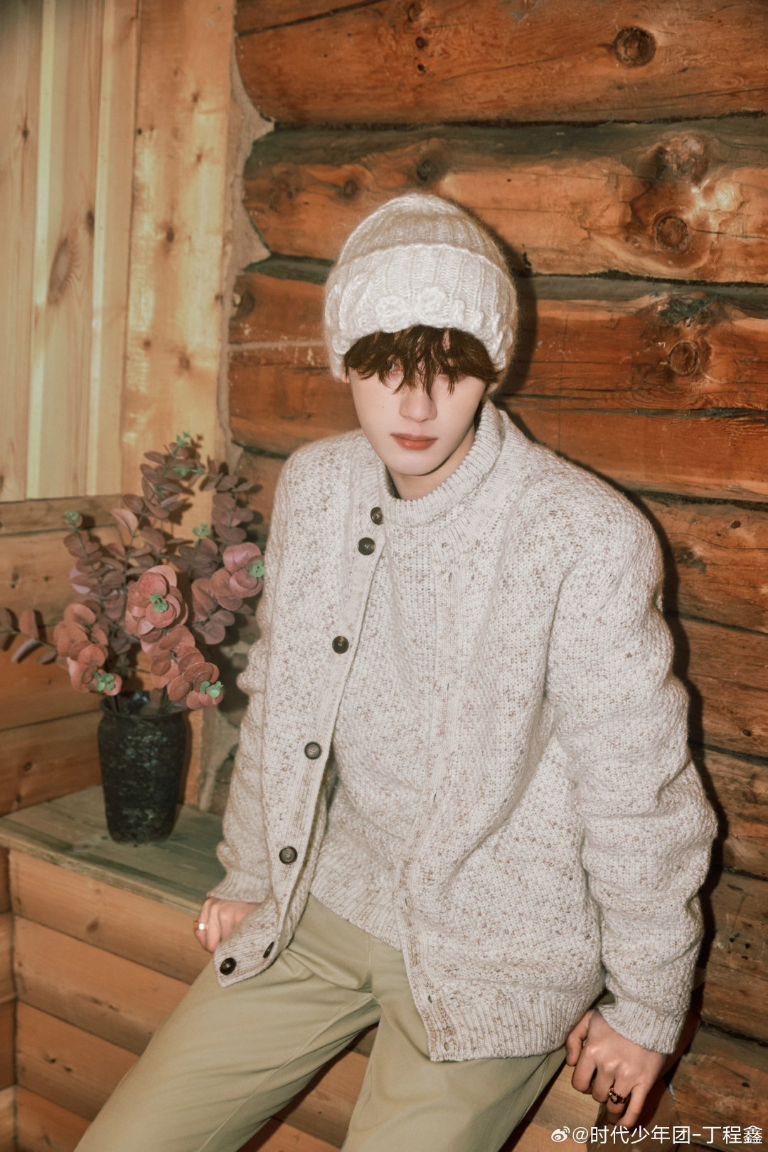 丁程鑫 × 营业大片📸身穿 Loro Piana 新装，搭配 Fred 珠宝与