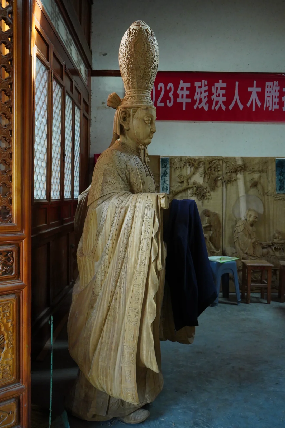 木雕大理国王 段智兴