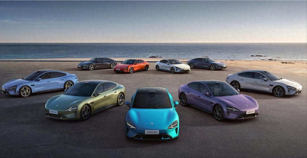 小米汽车的颜色过多和选配多样就是一颗不定时炸弹。
形势一片大好的时候还问题不大，