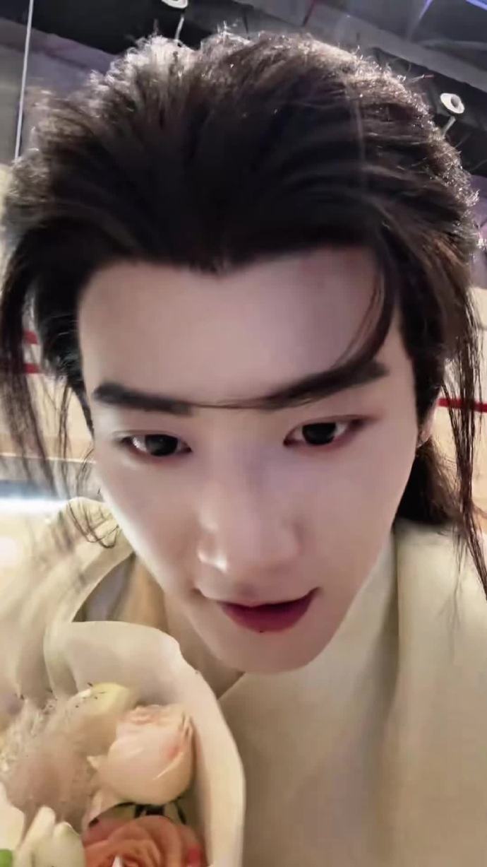 周柯宇张行简静候佳期周柯宇金吾收鞘长夜将明 周柯宇金吾收鞘长夜将明，周柯宇张行简