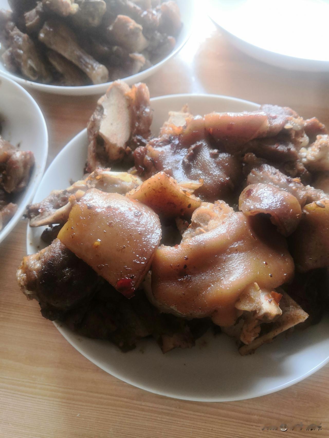 记得父辈来说都是几弟兄的，那真的是一个人了，到现在有兄弟几个的都有在一起过年的家