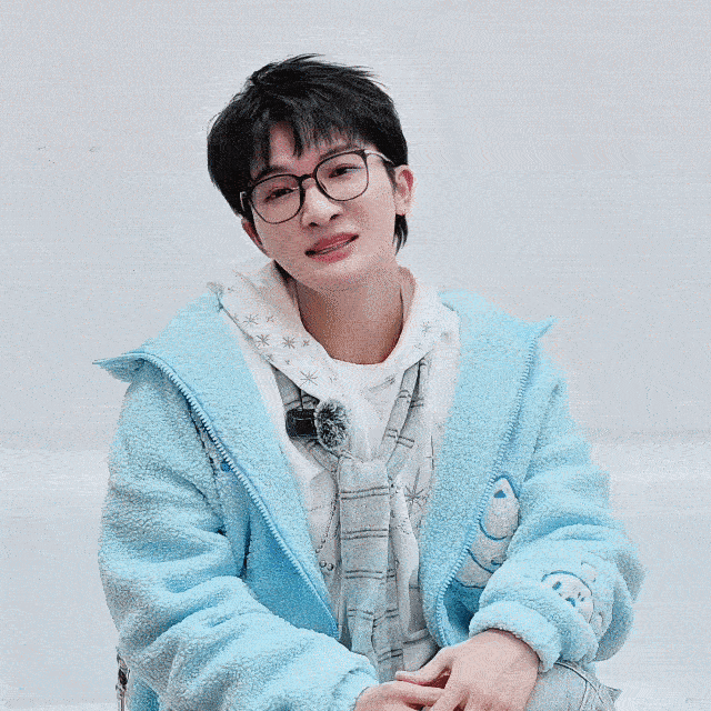 【圈宝和米说早安】每个等待的瞬间，在时间尽头飘荡，越过无限山川，去往谁的身旁？早