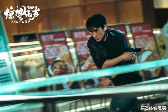 惊蛰无声 反转 每一次反转都出人意料，却又在情理之中，细节满满越品越绝，看完后劲