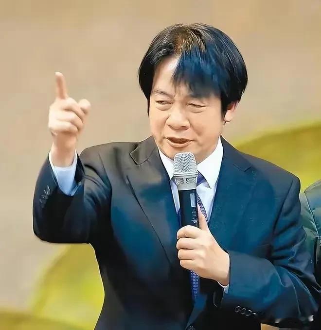 赖清德近日声称要和大陆开展良性对话！
   赖清德24日在民进党中执会上声称两岸