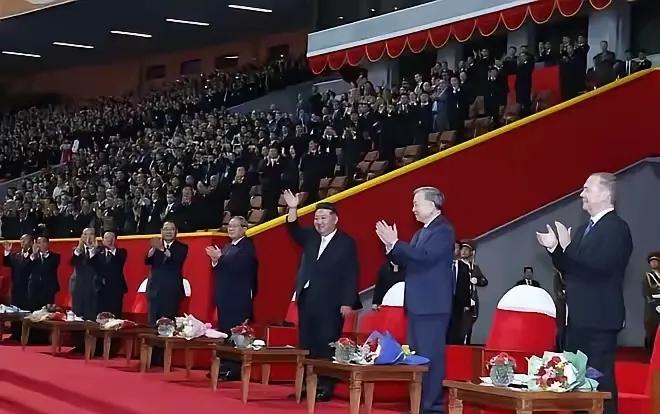 从这张图上可以看出什么呢，如今中国的国际地位一目了然中国地位的崛起 中国全球影响