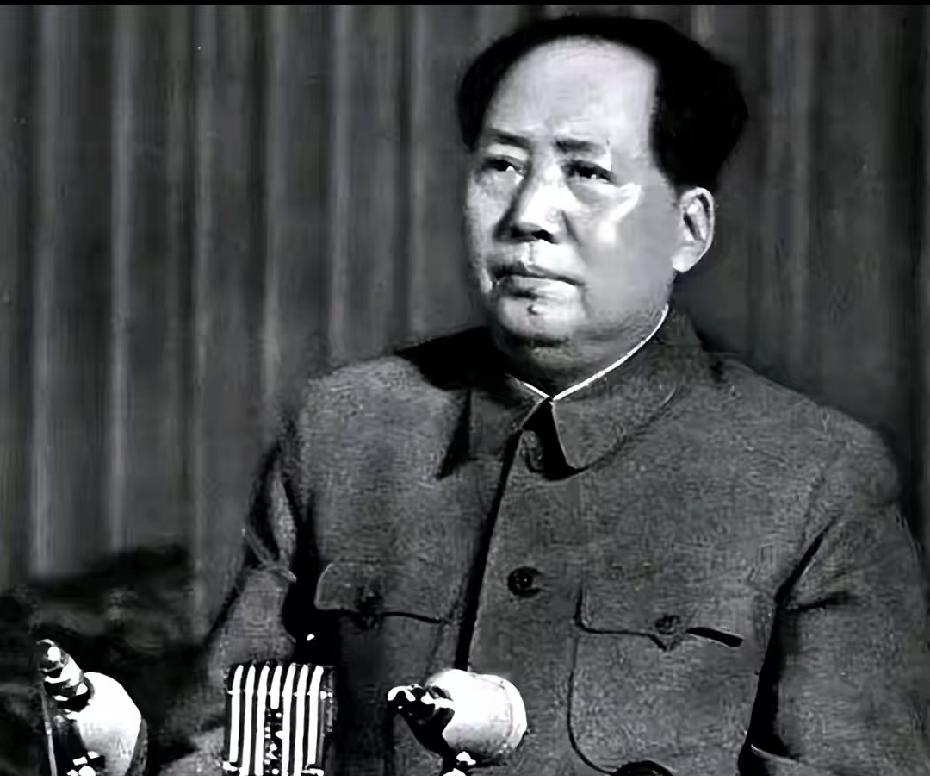 真正的强者，从不怕迎面而来的枪林弹雨，最怕的是骨子里丢了骨气、弯了脊梁！

很多