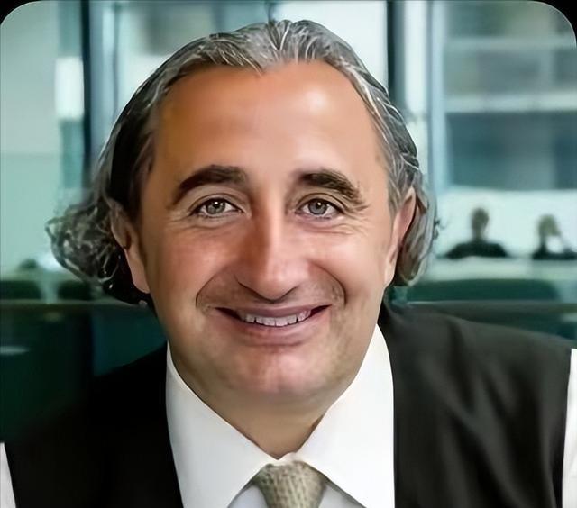 犹太教授急呼：全球犹太人赶紧学中文！20年后中国才是唯一安全地？

萨阿德发出这