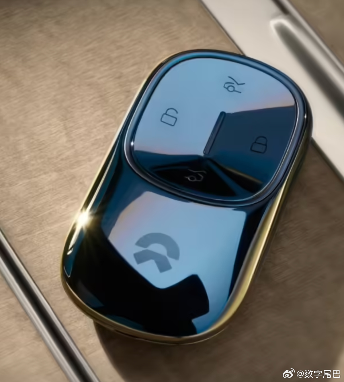 仅 1980 元，蔚来推出 UWB 智能陶瓷钥匙陶瓷钥匙采用陶瓷工艺，历经 7 