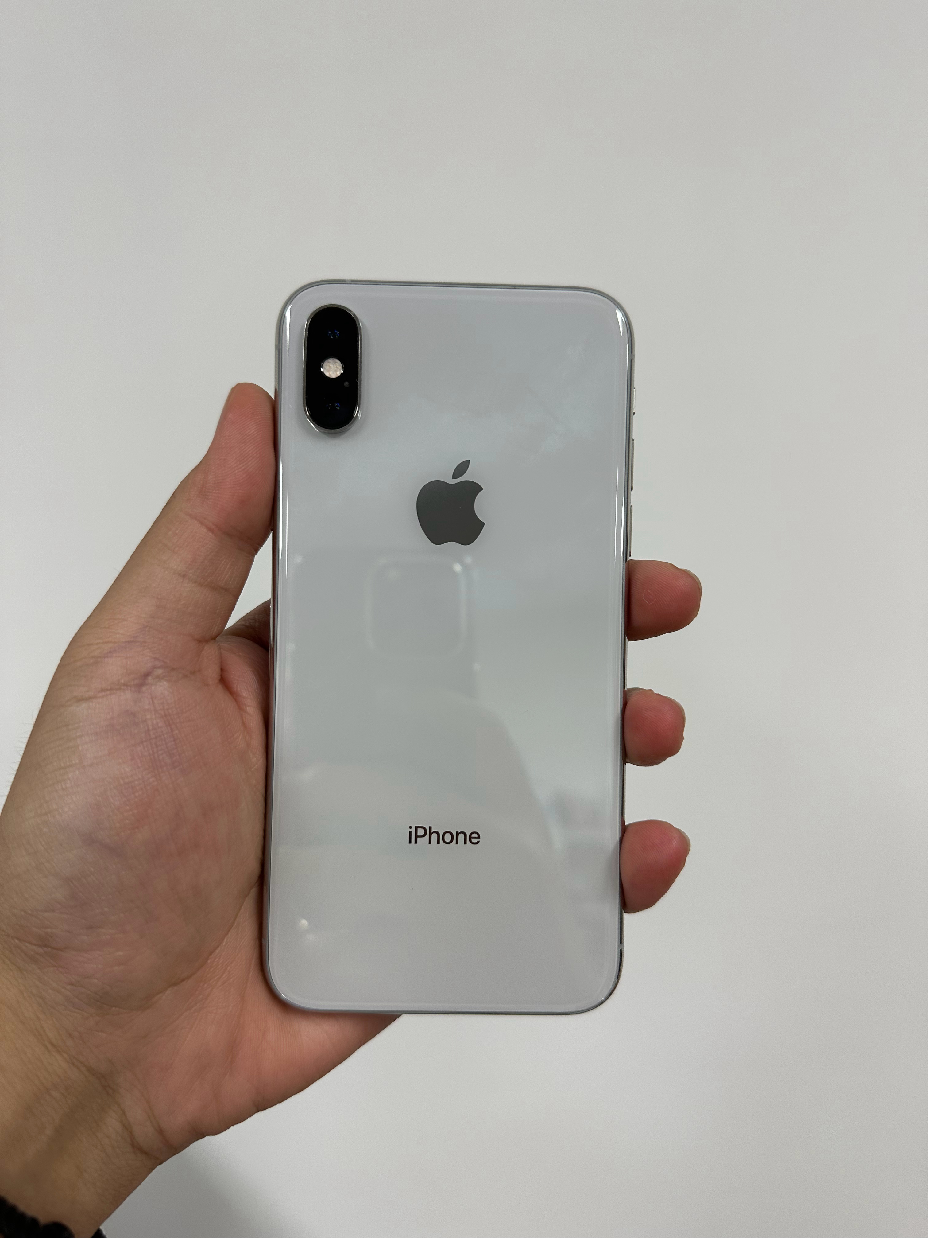这恐怕才是iPhone最强之处吧？！就好比我刚回收的Xs，18年发布至今7年，二