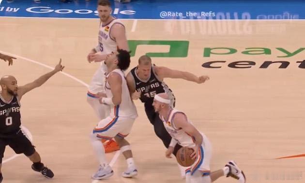NBA判罚引热议路威犀利点评西部决赛的火药味，在普拉姆利撞翻麦凯恩的瞬间彻底引爆