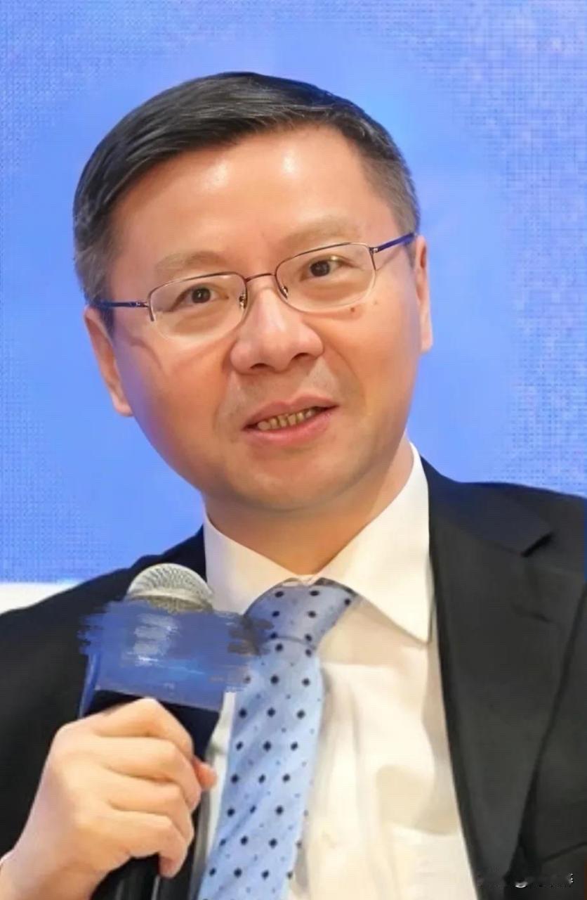 张维为：如果美日执意挑起台海冲突，最多24小时，美国的超级大国地位将在全球眼中彻