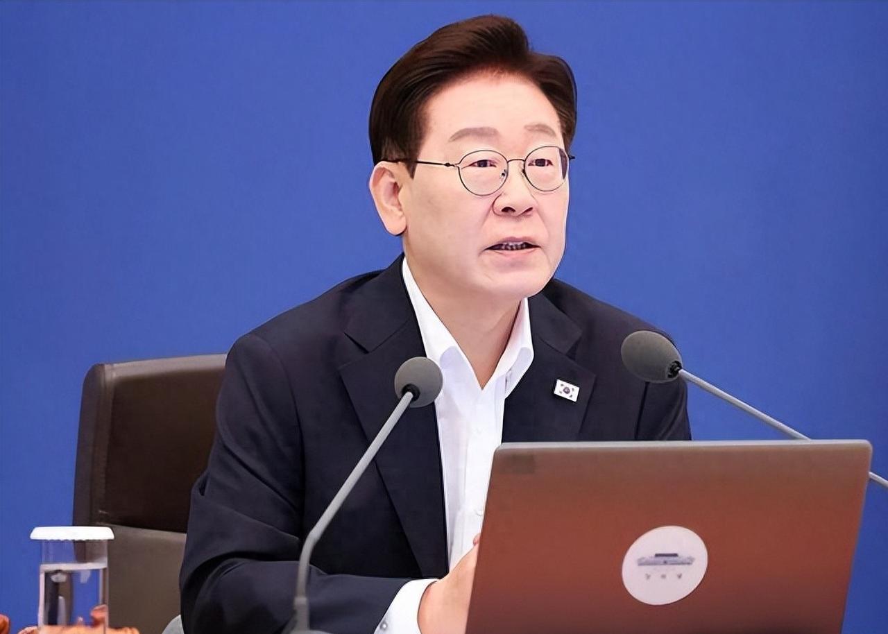 首尔KOSPI刚在6月19日摸到9385.59点的新高，没想到短短不到一个月就跌