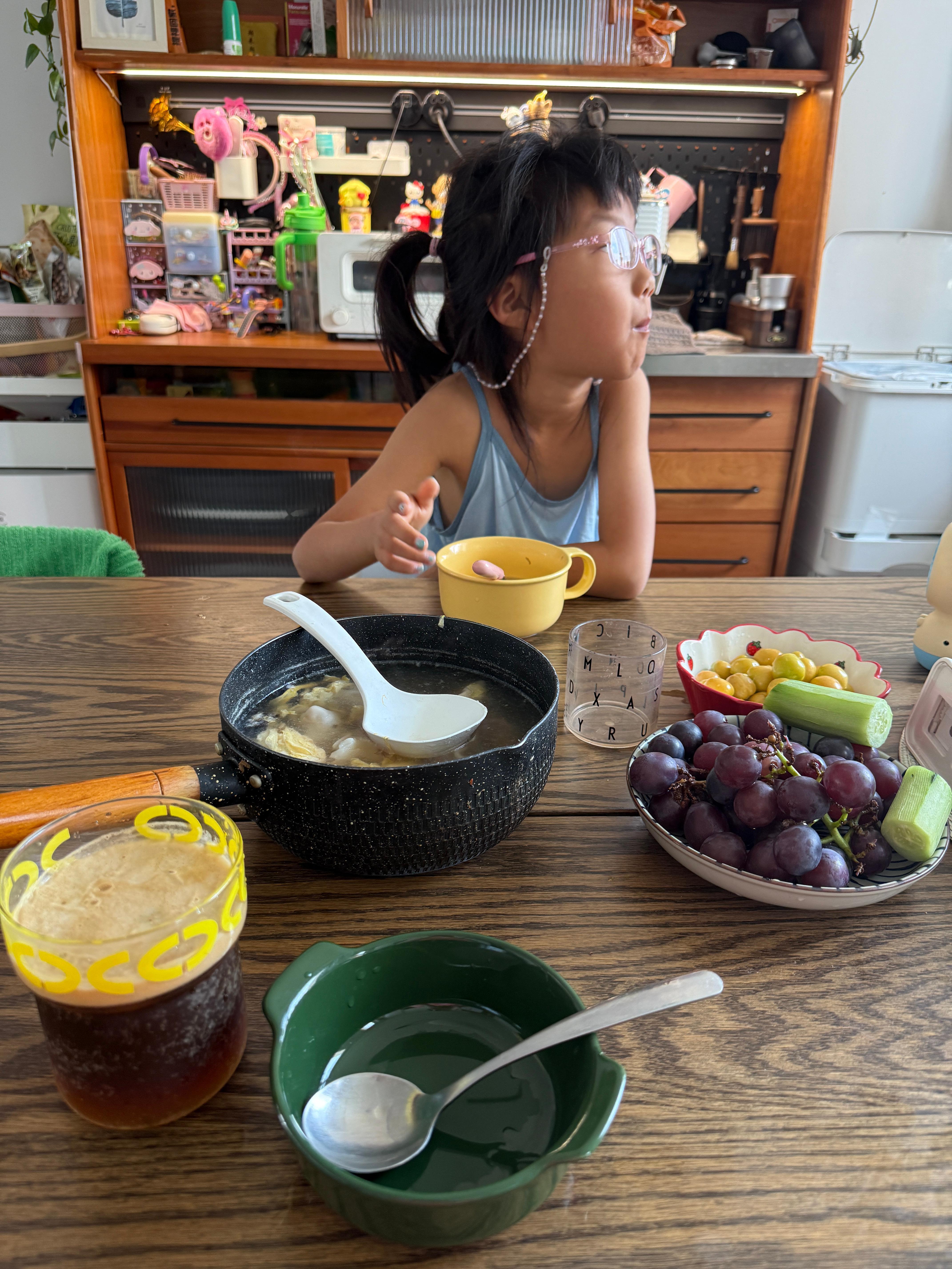 昨天逛无印良品买了些口袋零食，七夕我给自己买了亚朵4.0深睡枕（颈椎疼的难受，查