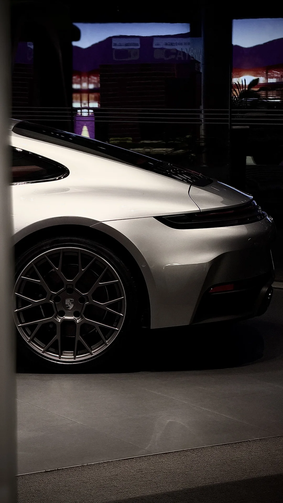 暗夜里的GT银911，直接封神！