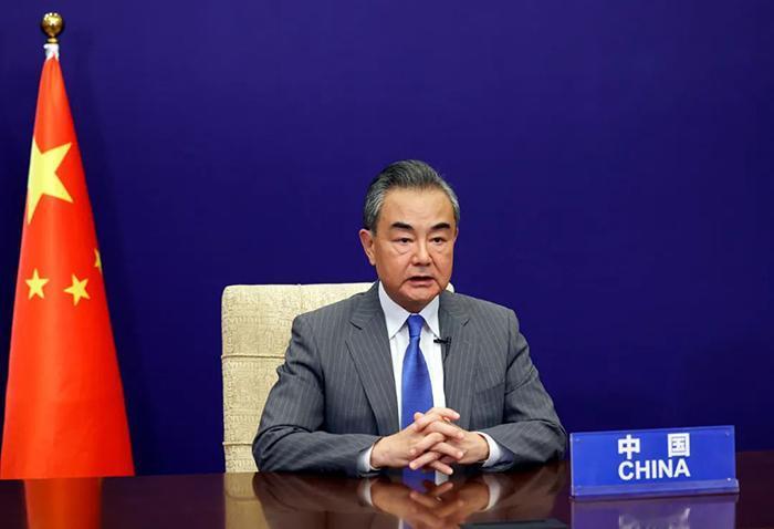全球局势暗流涌动，东方热土成各国外交首选
 
如今国际局势处处暗藏变数，地区冲突