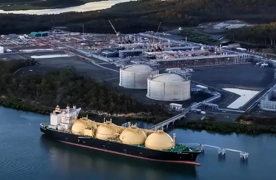 欧盟这次要玩脱？斯洛伐克总理菲佐直接放话，几天内就把欧盟告上法院，死磕那条“一刀