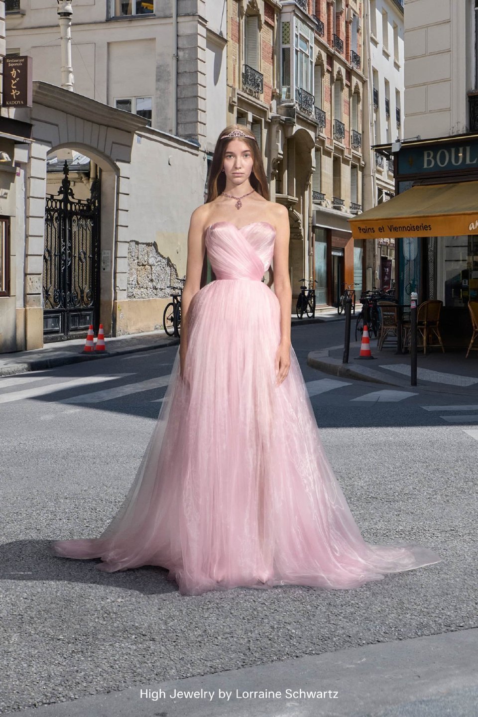 奇迹耶耶 Balenciaga2025高定这个很好看诶 