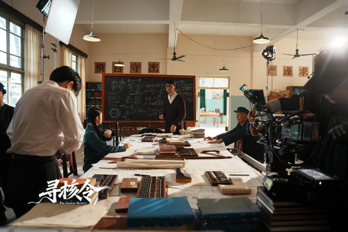 终于有短剧拍国之重器了国家队也开始出手拍短剧了直接破防！万万没想到短剧赛道迎来国
