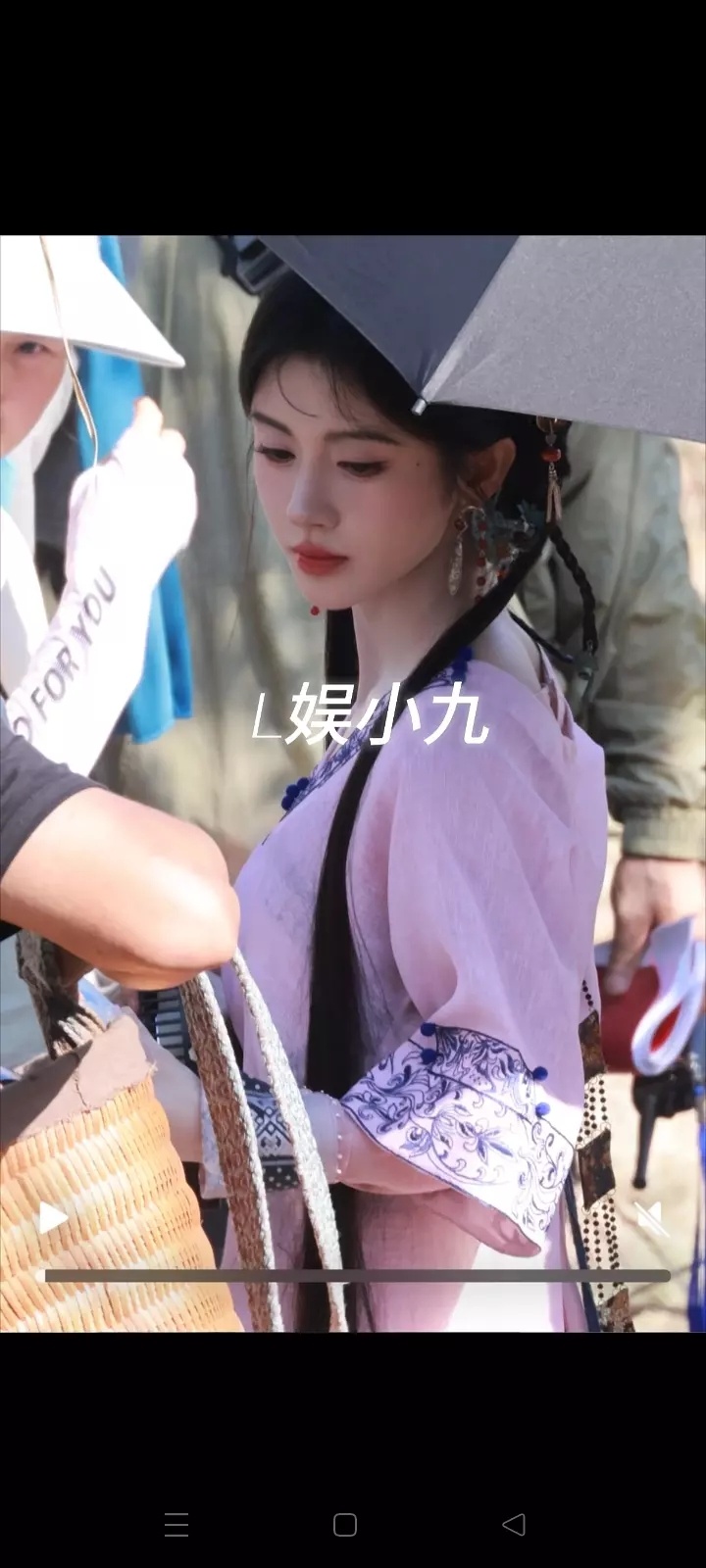鞠婧祎今天新造型，怎么样？ ​​​