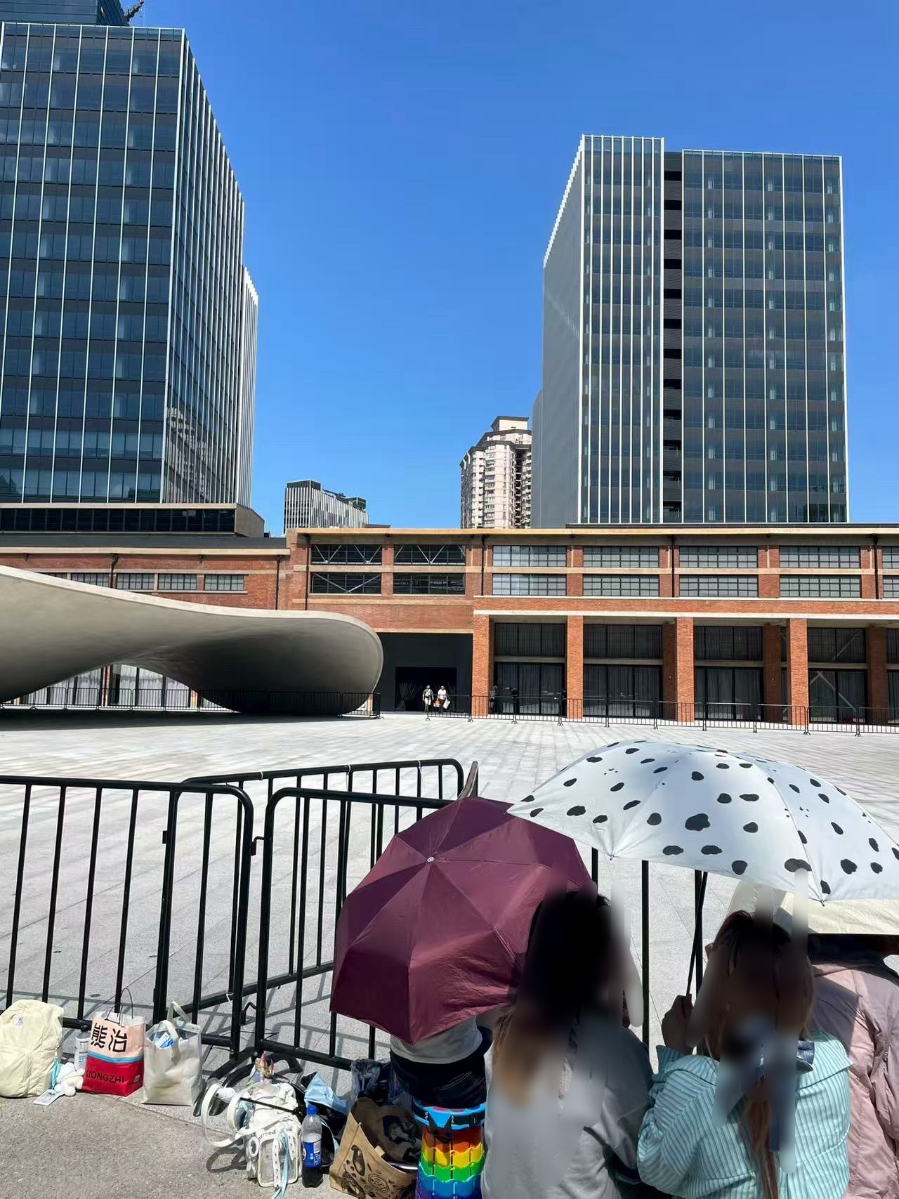 都这么早的嘛[摊手] ​​​