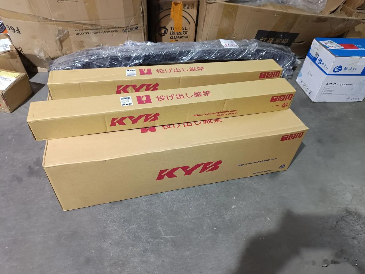 来个狠的，奥德赛RC3 KYB新蓝桶
客户的订货，3600一套
也是将近10年的