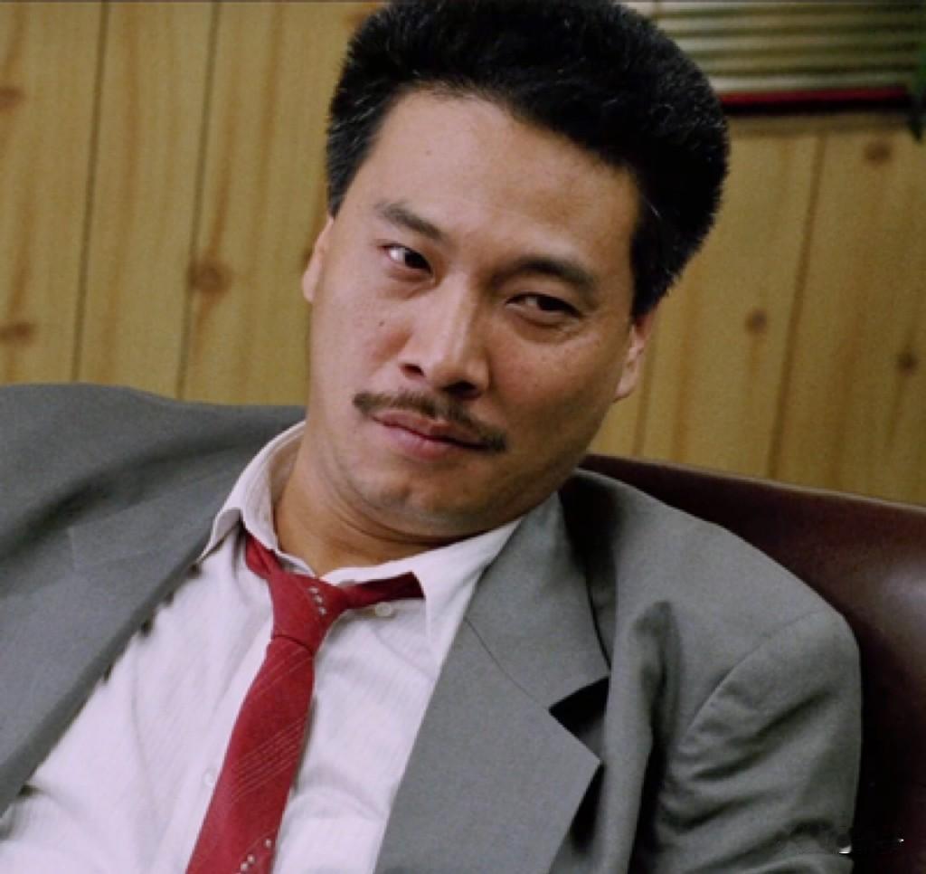 谁能想到，那个在荧幕上嬉笑怒骂了一辈子的达叔，已经离开我们整整五年了。2026年