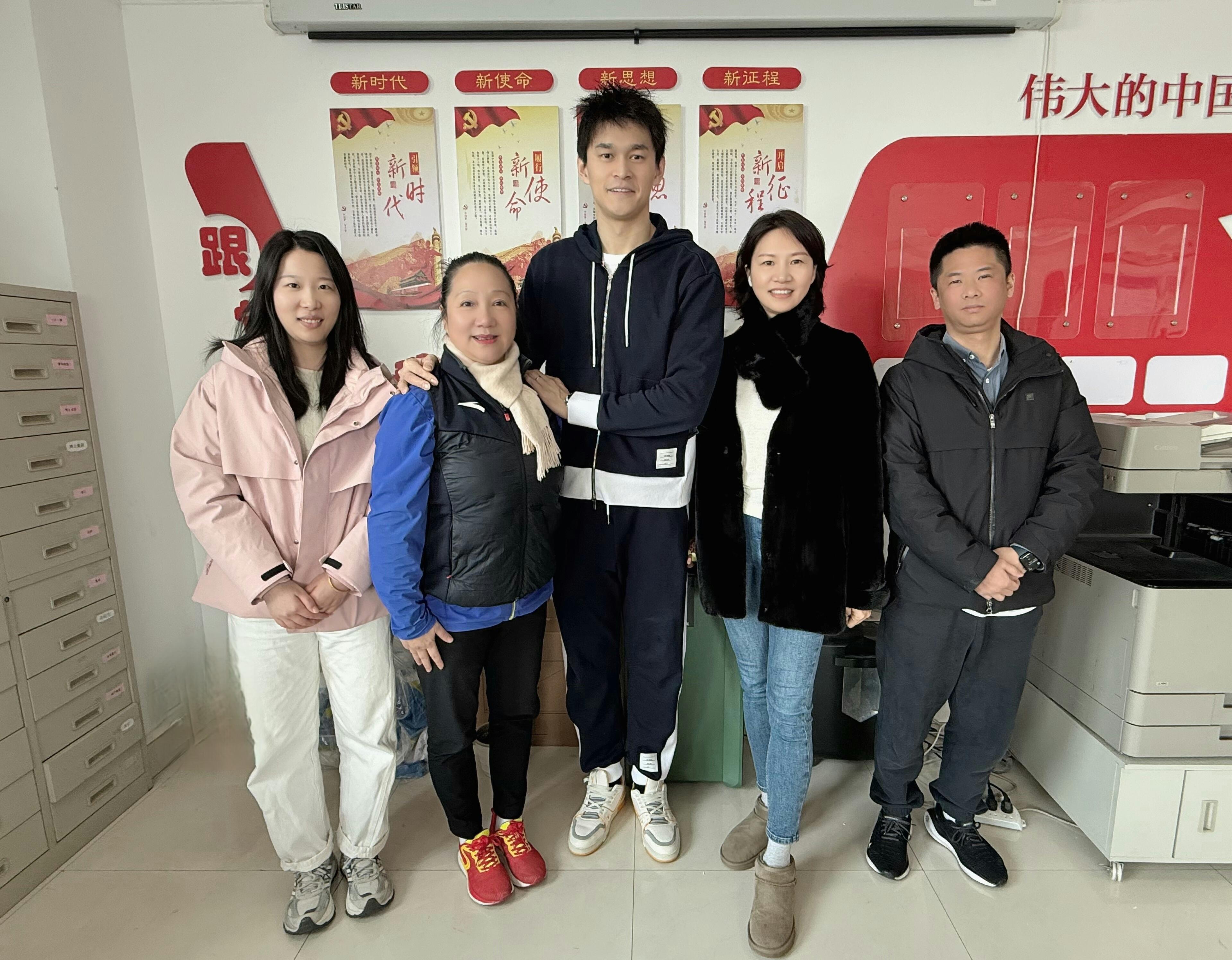 SWim进行时     『9410』20260211 浙江偶遇合照掉落🦈拍照动