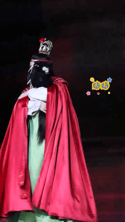 第一次见西湖龙井型的春晚 看完越剧春晚才懂什么叫气韵悠长！不像普通晚会转瞬即忘，