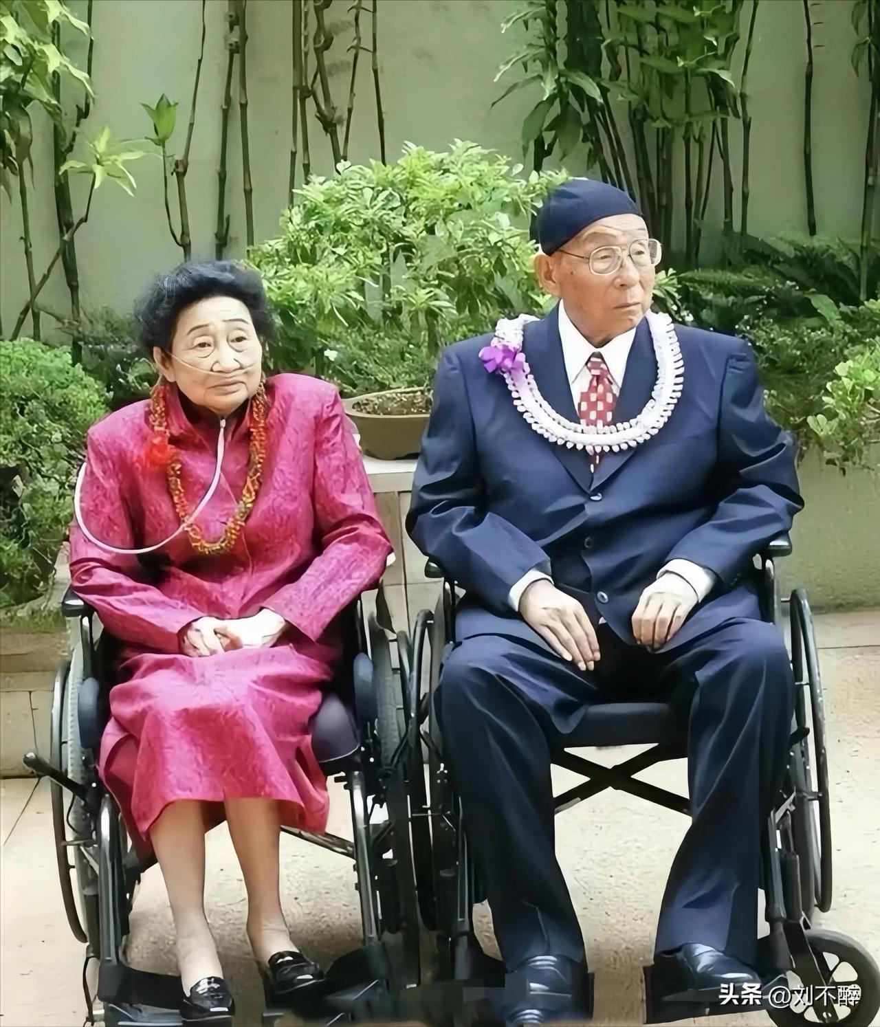 张学良一生最大的失误是什么送蒋回南京。一到即被扣押、军法审判、终身软禁（54年）