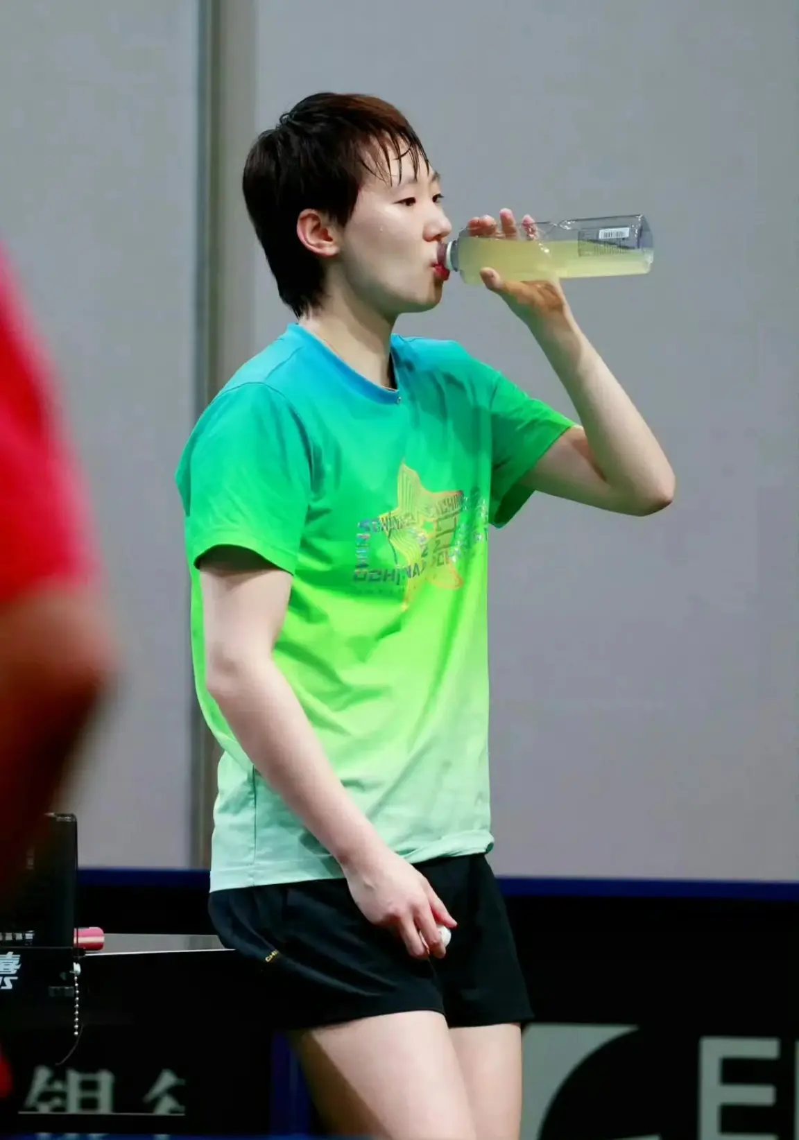 我救自己万万次,铮铮敬草,绝不动摇！ （听到这句话，第一时间想到你！一...