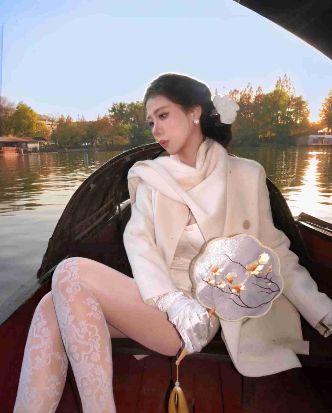 我的今日状态：😁轻松愉快
我这里的天气：☀️晴天