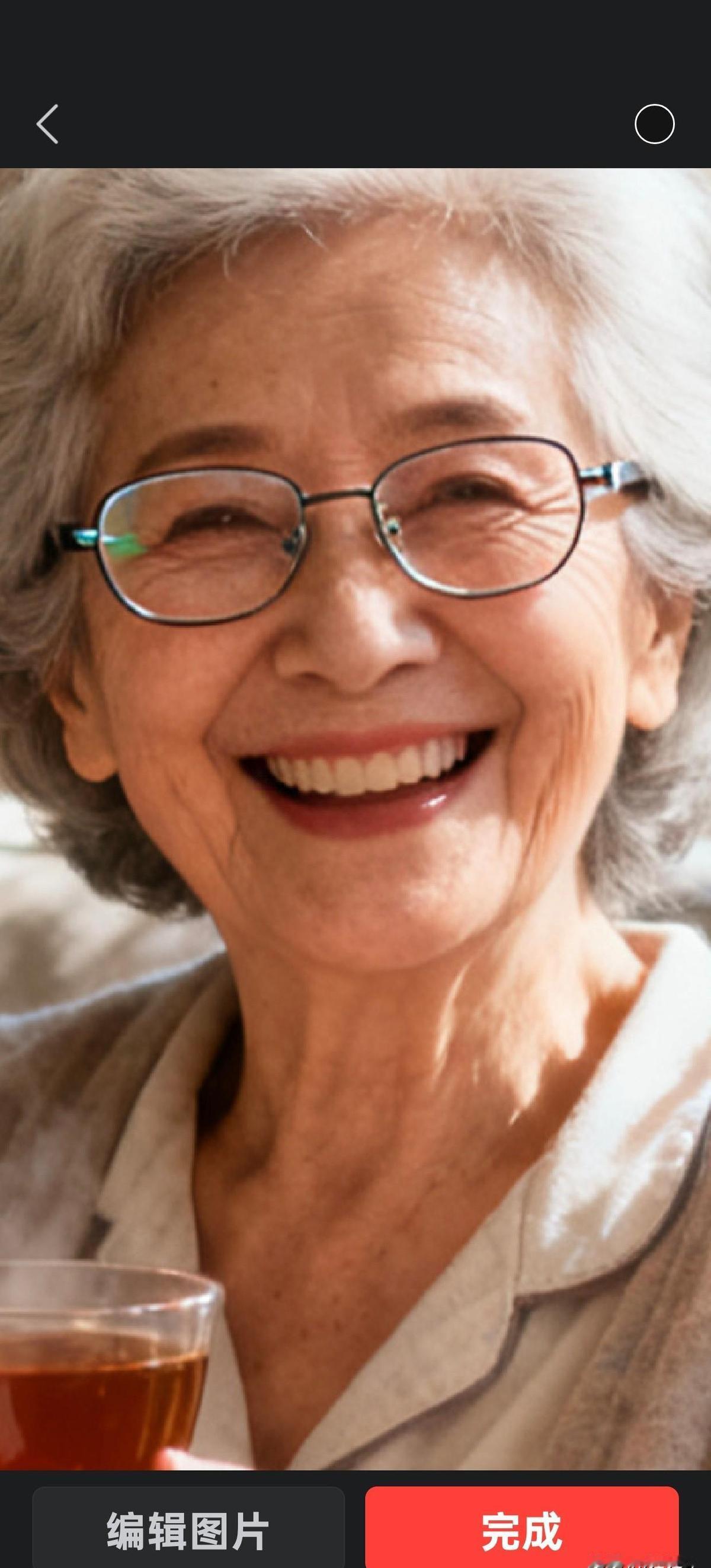 头条是前院，刷着刷着就没了；微信读书是书房，一坐就是一小时，茶凉了都不动。
QQ