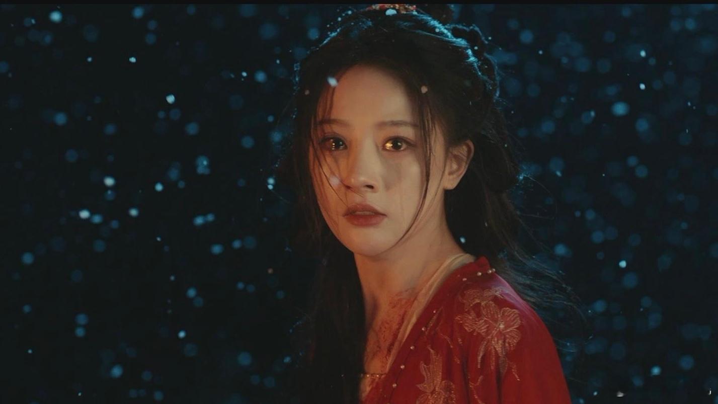 金昭玉醉陆昭开局就跳楼陆昭红衣坠楼的样子，真的又美又惨！明明画面拍得很有意境，可