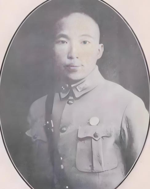 1959年，在第一批国民党战犯特赦名单中，周振强就上榜了。沈醉起初在功德林遇到他