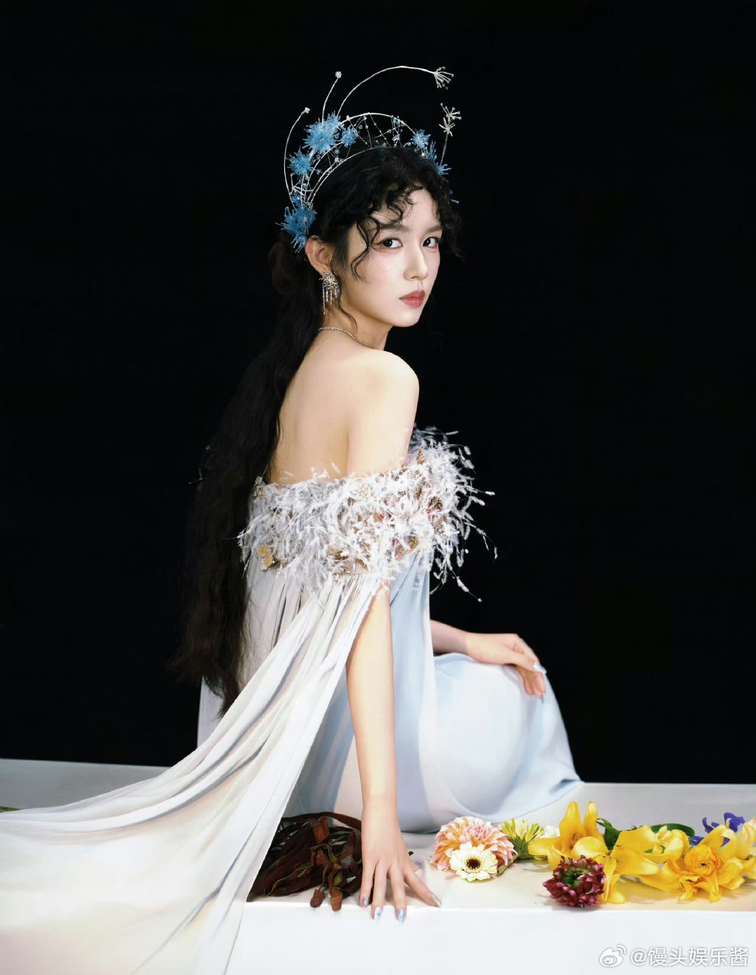 白鹿、周也微博之夜出图，谁的状态更好 