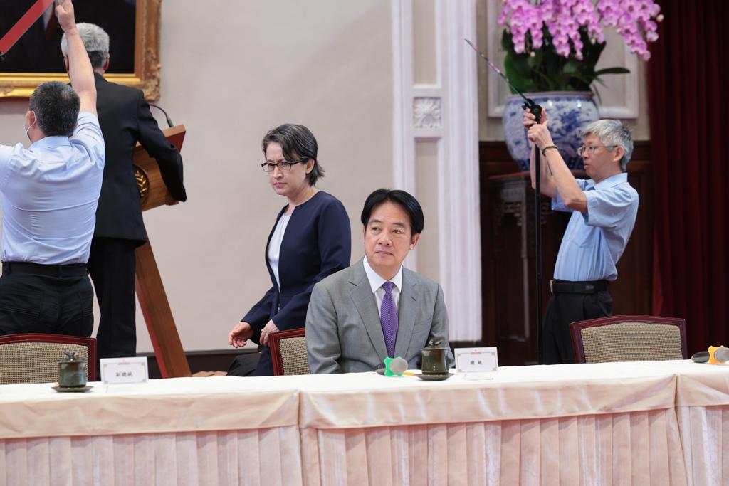 赖清德的三大危机

赖清德执政1年多来，政绩乏善可陈，所有争议的焦点几乎全在对抗