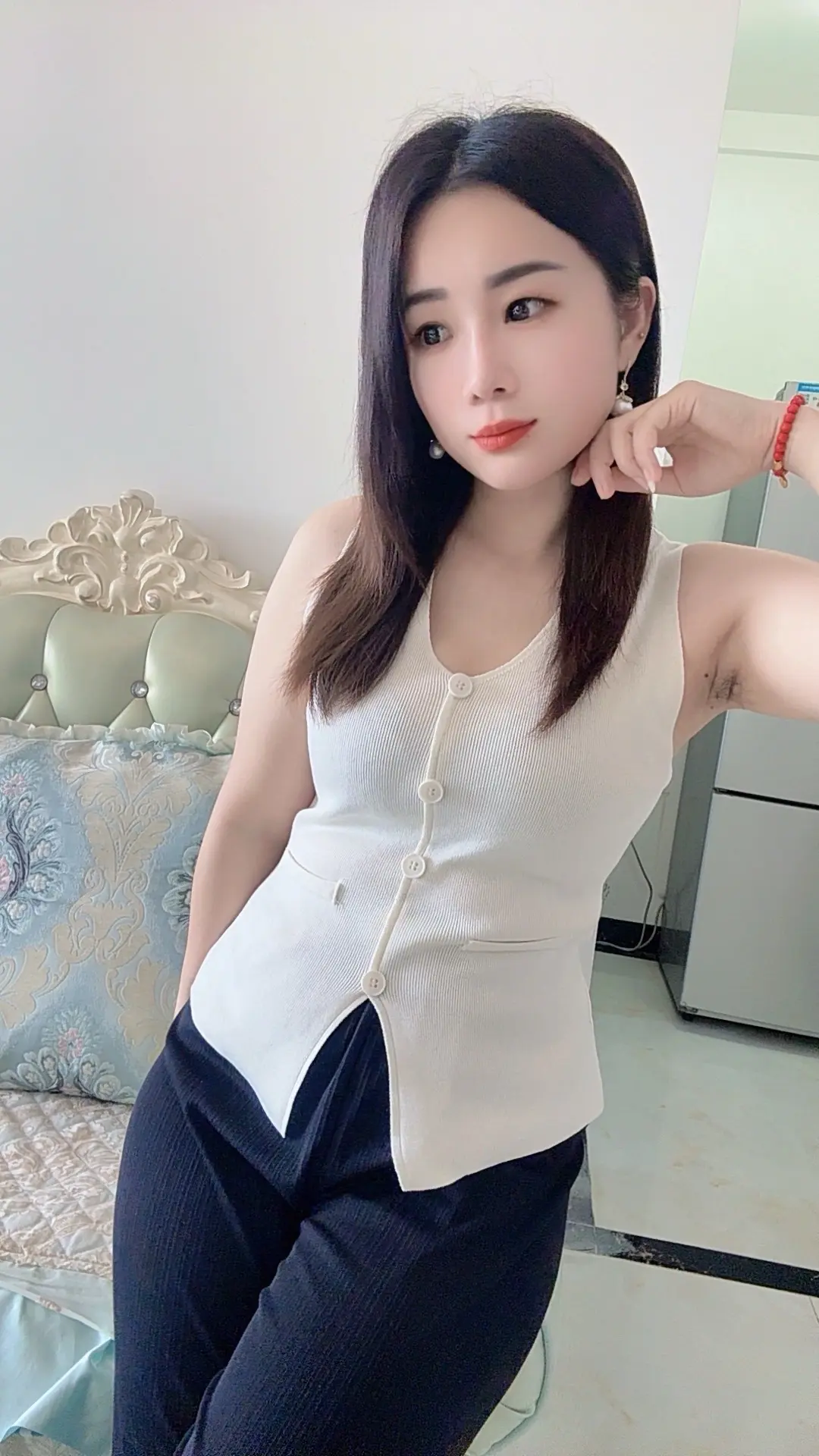 一个单身很久的男人，一般的女人是吸引不到他的，因为他已经习惯了孤独，更...