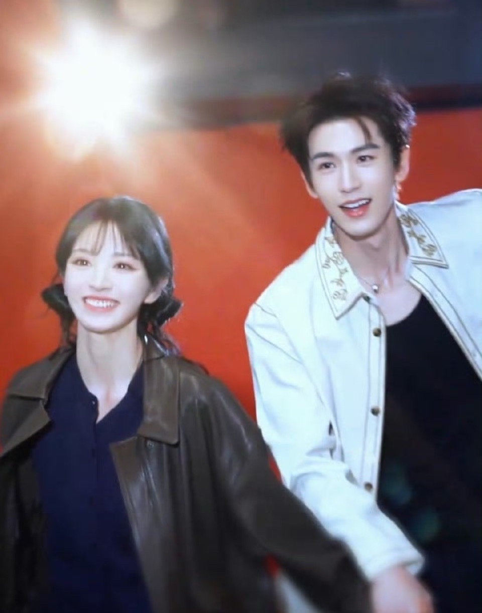 逐玉云合翻倍真爆假爆其实很容易分辨，看看是讨论剧情的多还是讨论📊的多，一周以后