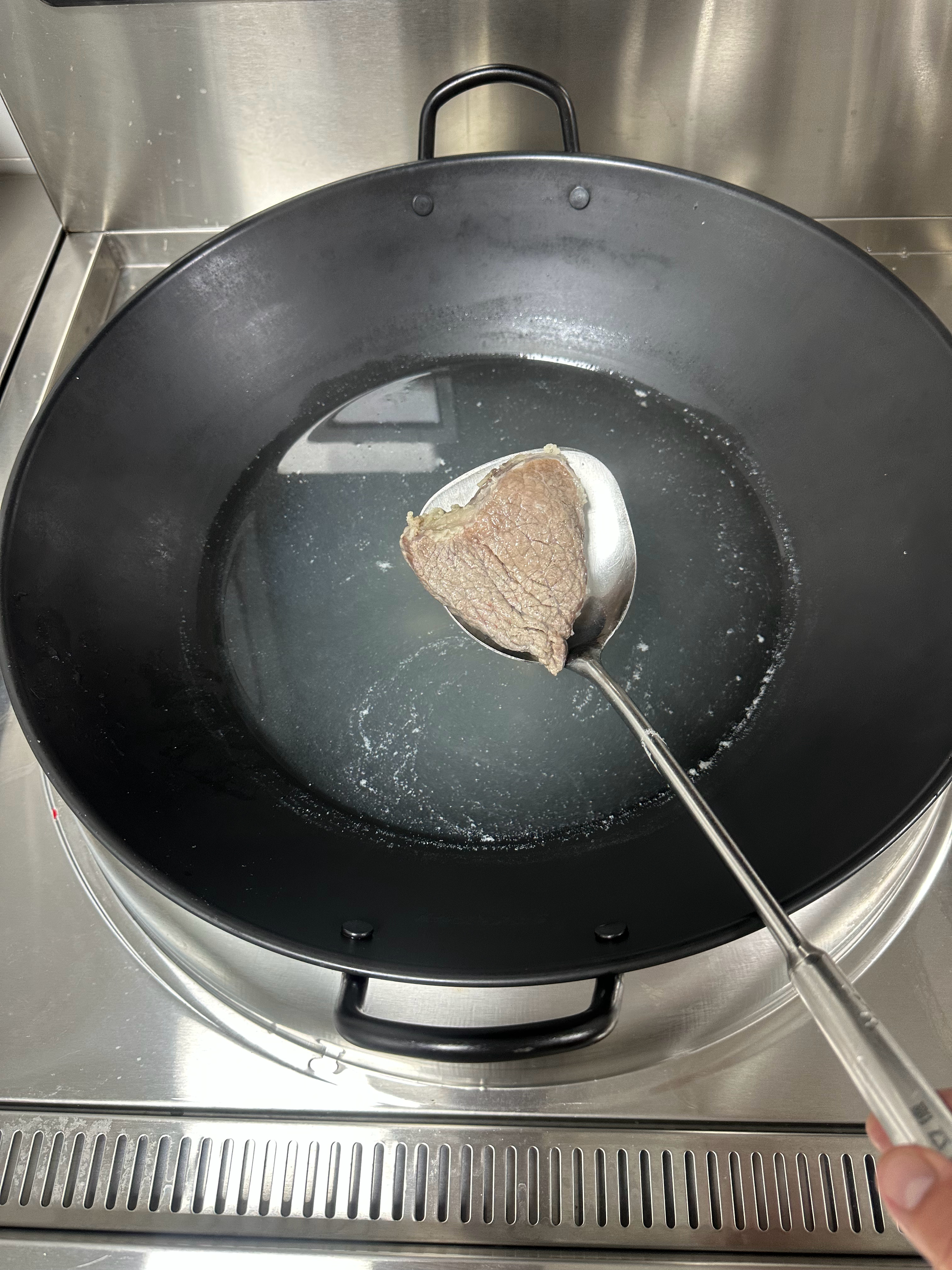 开水白菜、水煮牛肉本煮夫让诸位开开眼界 成都