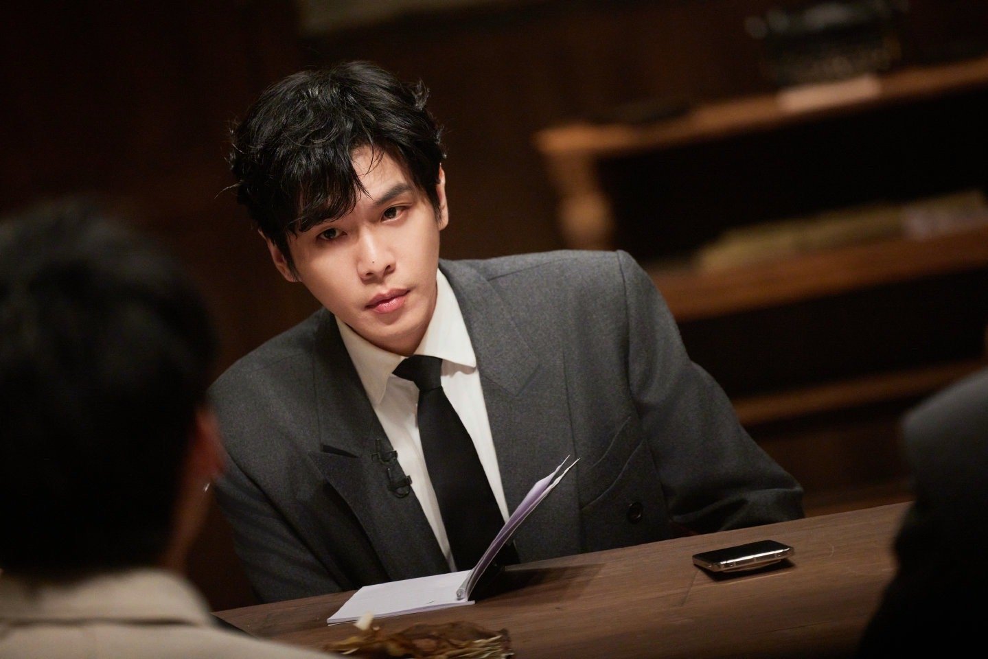 张若昀大侦探梆梆两下就登场张若昀说梆梆两下就登场 笑不活了！张若昀在《大侦探》自