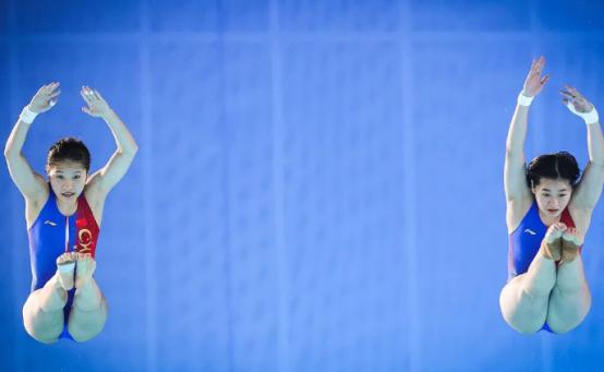 你们知道吗，全红婵复出的第一场比赛，赢了。
 
先说说全红婵这183天到底经历了