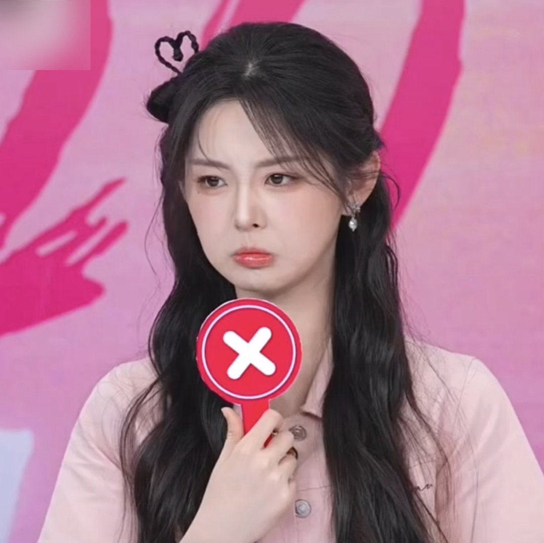 李柯以王培延一赴二赴双向奔赴 李柯以在直播里那一番话真的让人多想，说和王培延不只