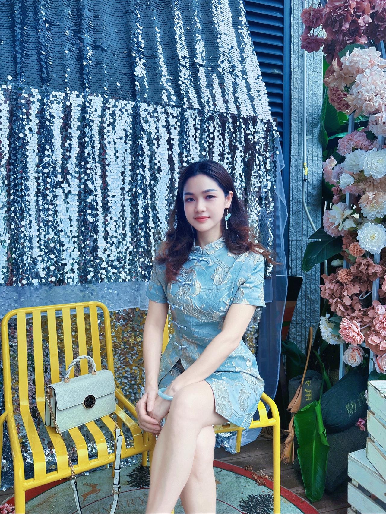 生活没有比较，每个人的路不同。守好自己节奏，过好自己的生活。现代旗袍穿搭 我的风